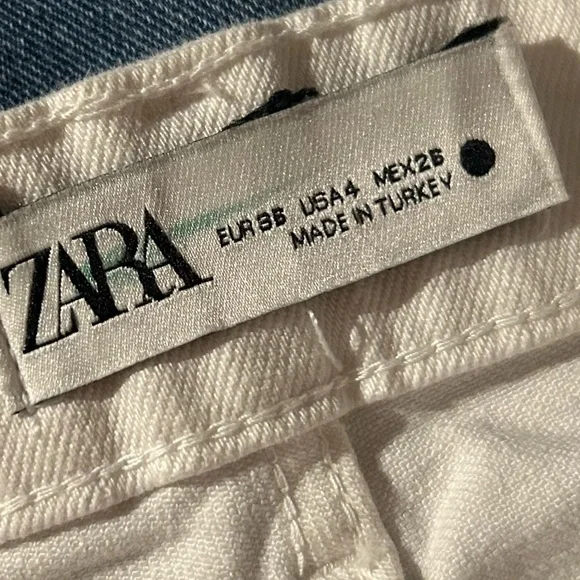 Zara High Rise Wide Leg Jean - Picture 9 of 9